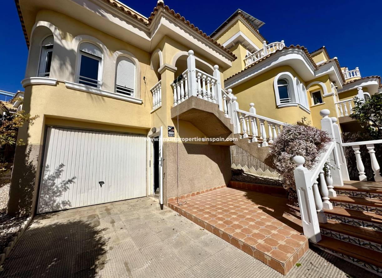 Wederverkoop - Detached Villa - La Marina - Urbanización La Marina
