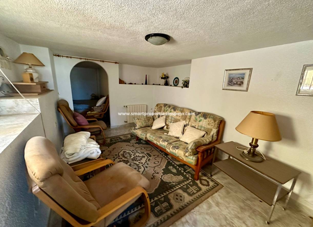 Wederverkoop - Detached Villa - La Marina - Urbanización La Marina