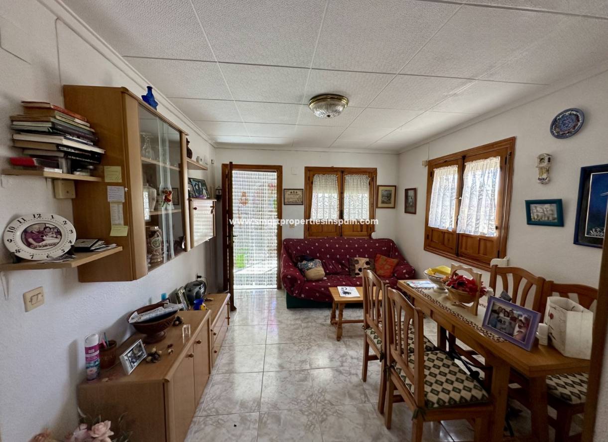 Wederverkoop - Detached Villa - La Marina - Urbanización La Marina