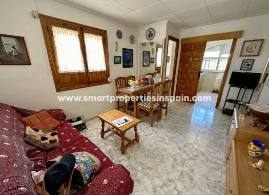 Wederverkoop - Detached Villa - La Marina - Urbanización La Marina