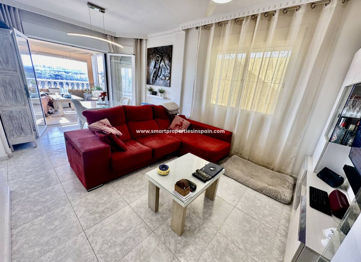 Wederverkoop - Detached Villa - La Marina - Urbanización La Marina