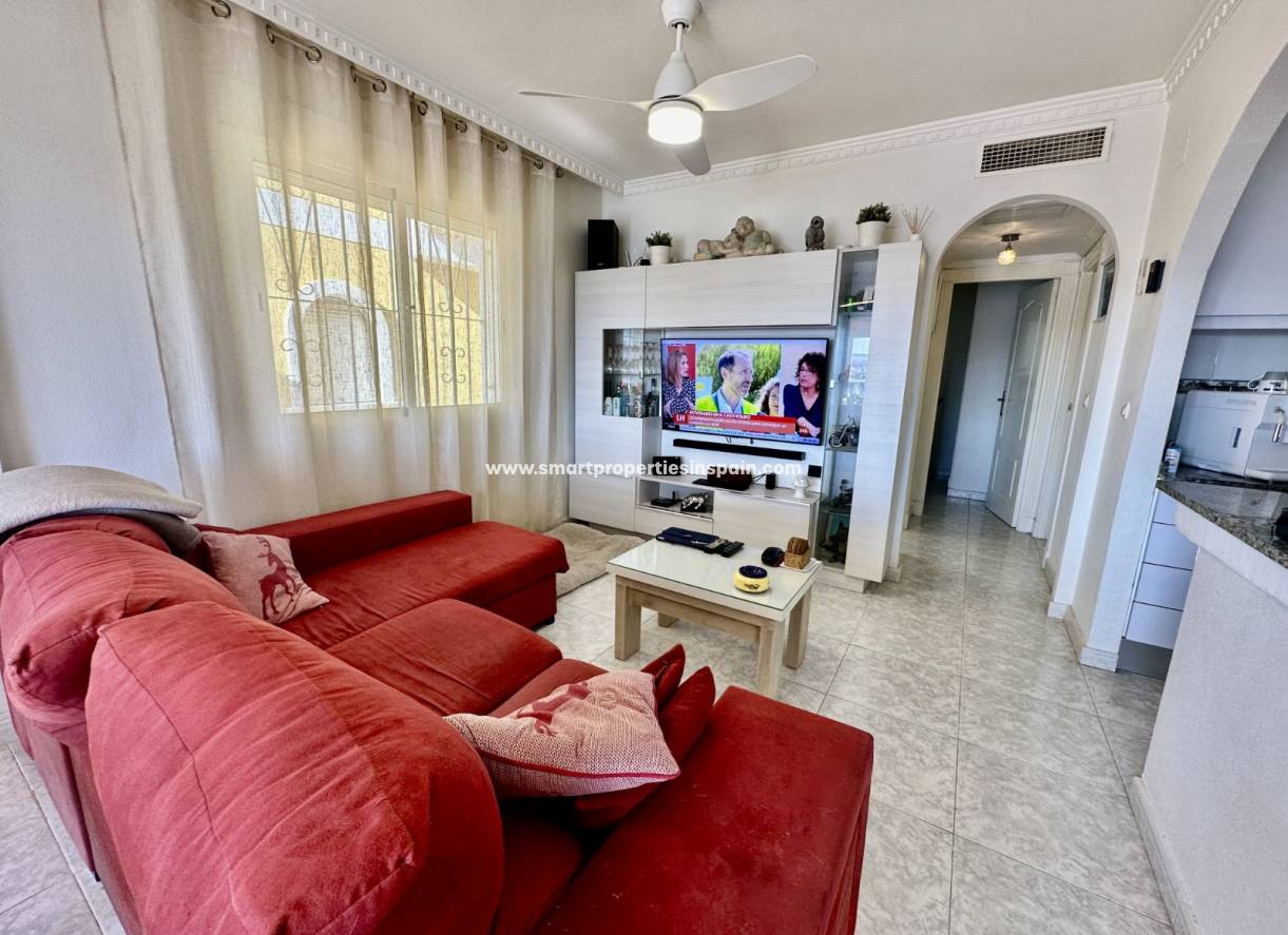Wederverkoop - Detached Villa - La Marina - Urbanización La Marina