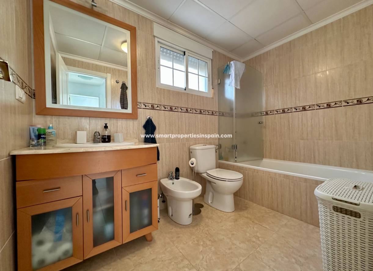 Wederverkoop - Detached Villa - La Marina - Urbanización La Marina