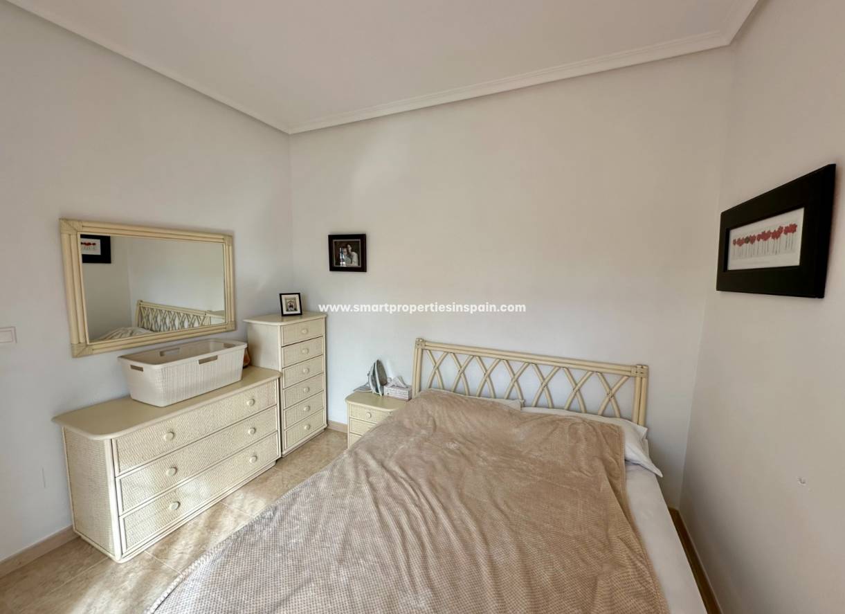 Wederverkoop - Detached Villa - La Marina - Urbanización La Marina