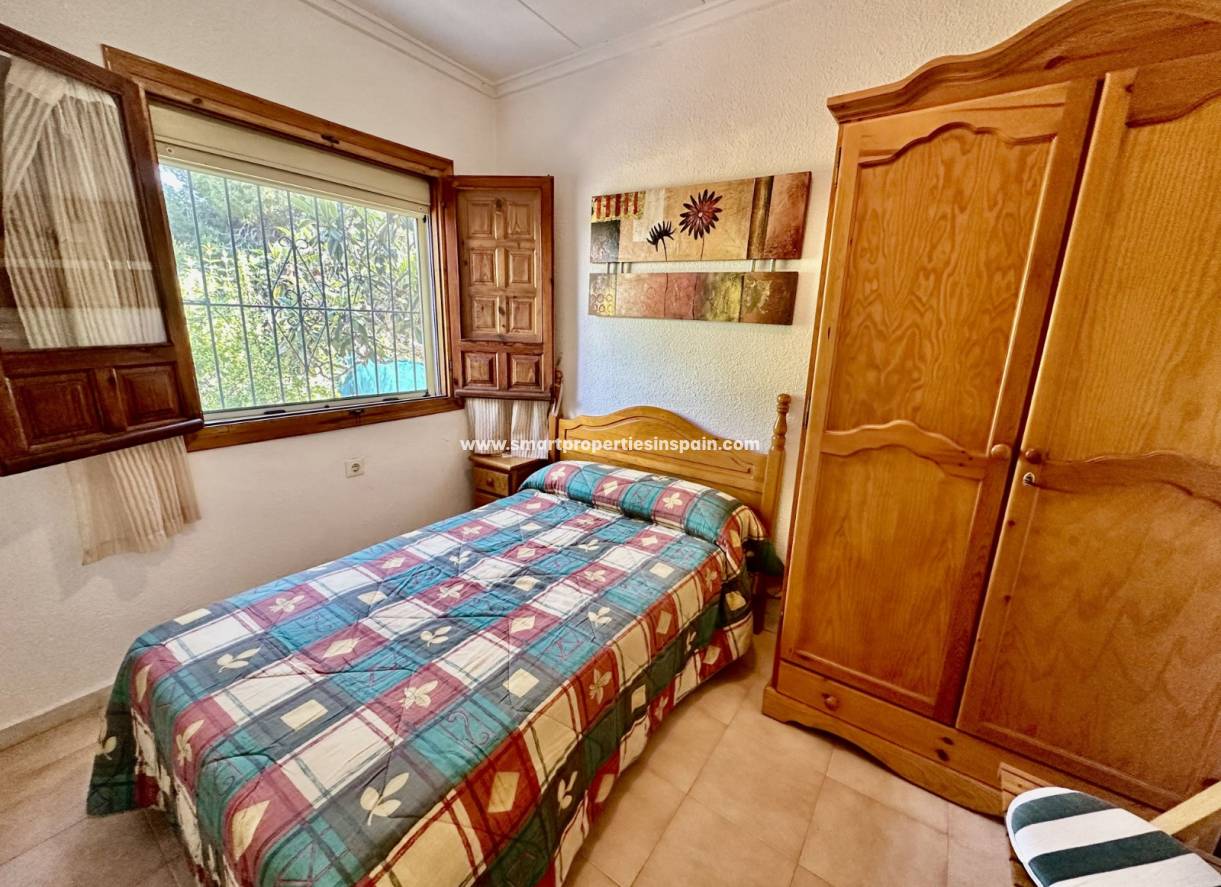 Wederverkoop - Detached Villa - La Marina - Urbanización La Marina