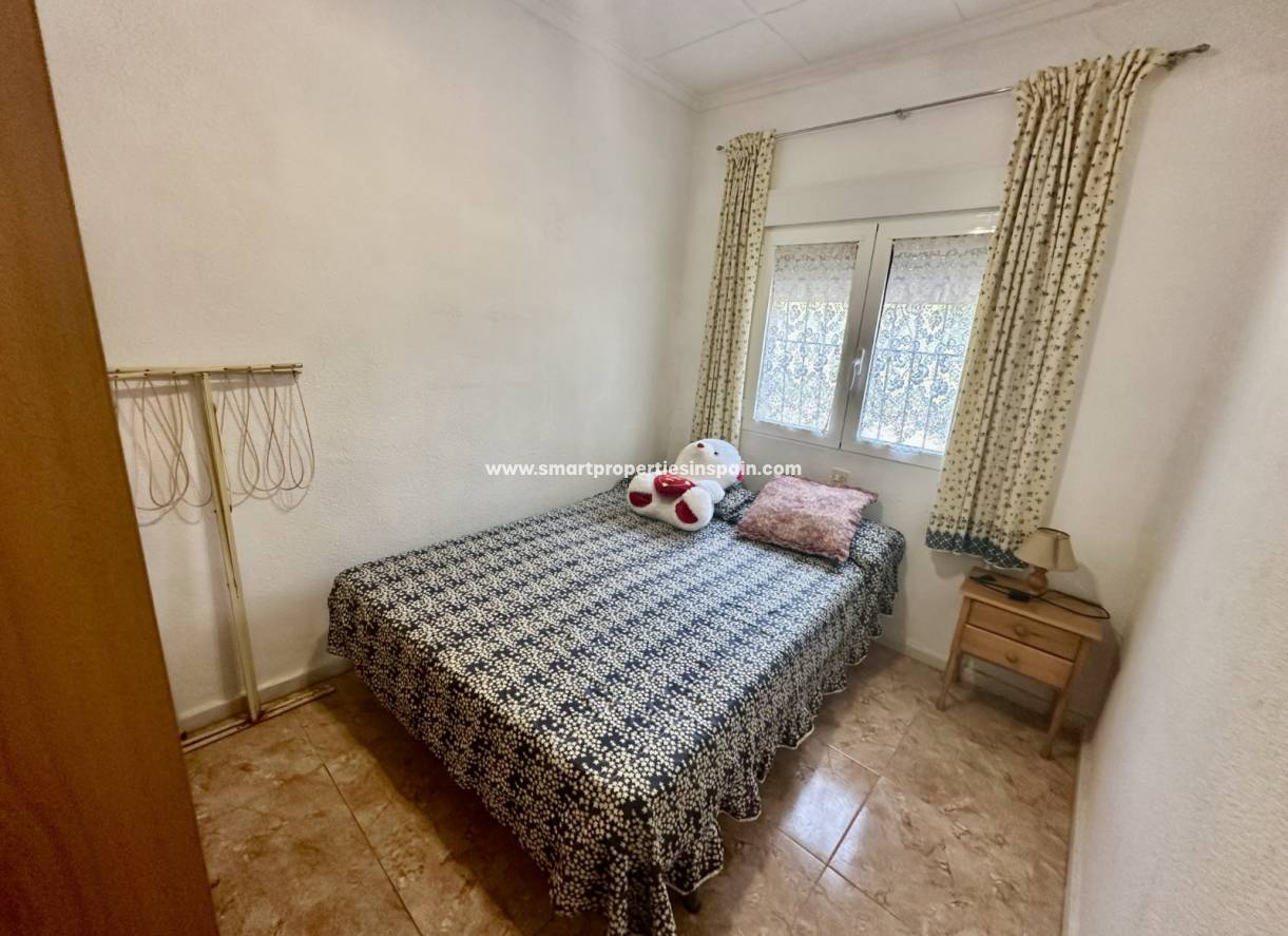 Wederverkoop - Detached Villa - La Marina - Urbanización La Marina