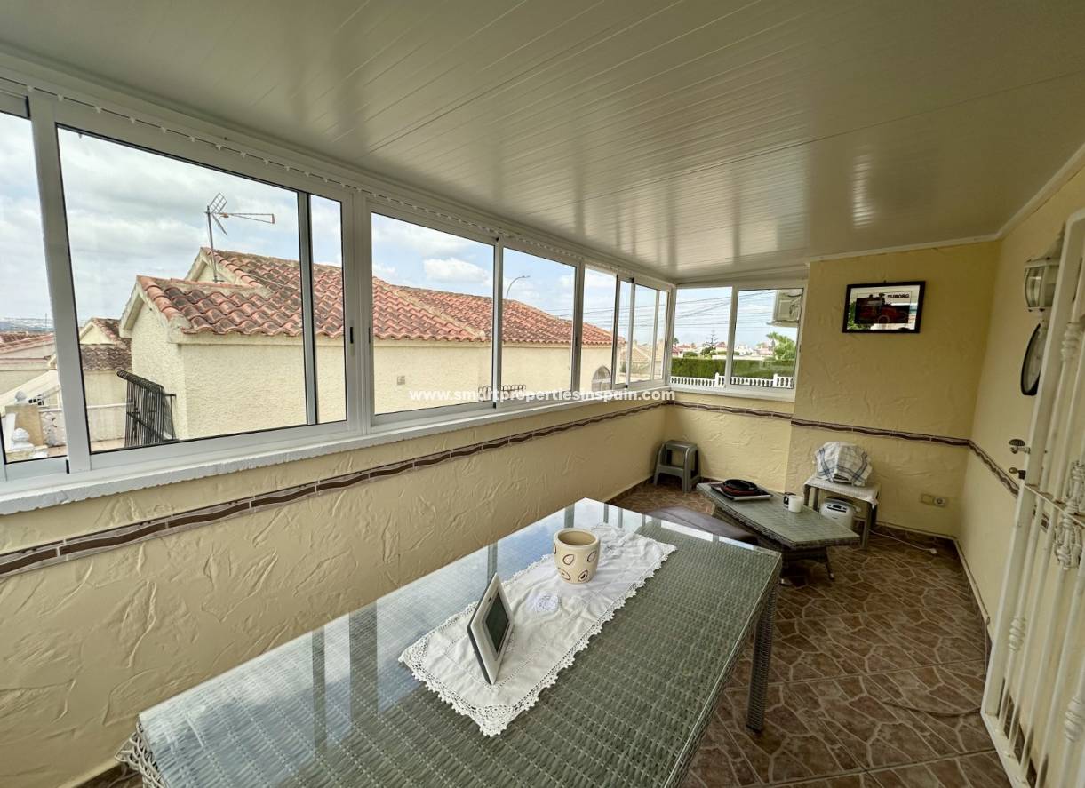 Wederverkoop - Detached Villa - La Marina - Urbanización La Marina