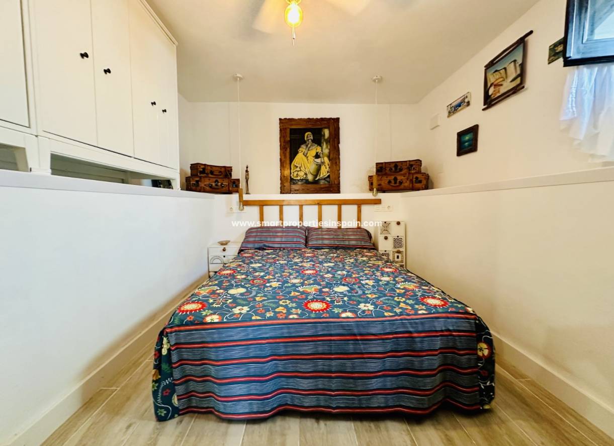 Wederverkoop - Detached Villa - La Marina - Urbanización La Marina