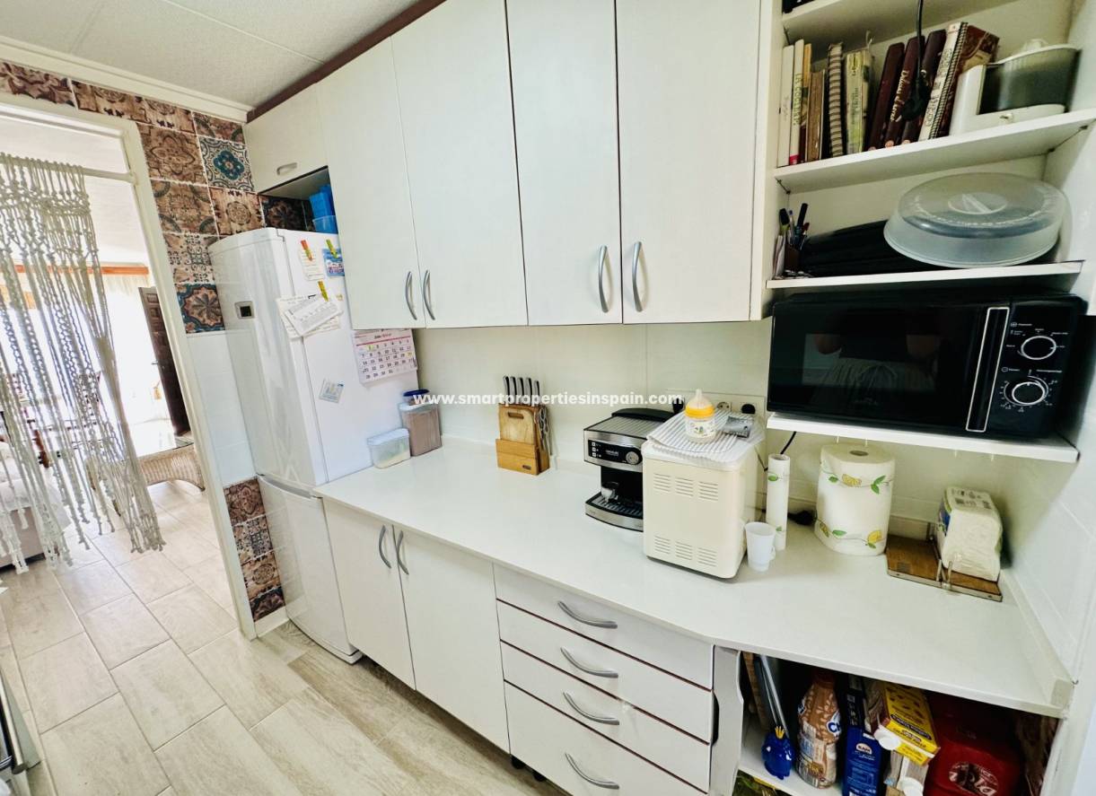 Wederverkoop - Detached Villa - La Marina - Urbanización La Marina