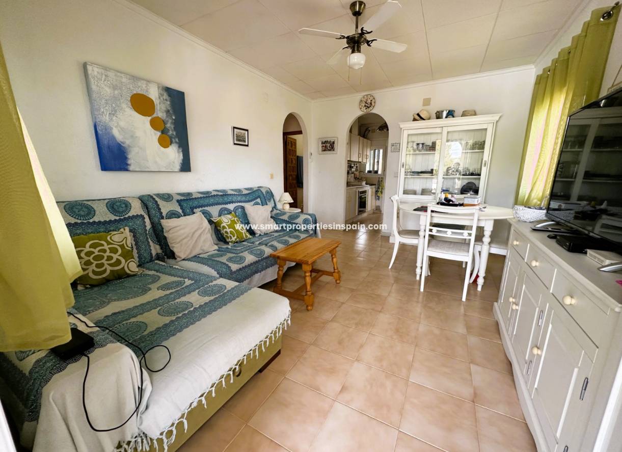 Wederverkoop - Detached Villa - La Marina - Urbanización La Marina