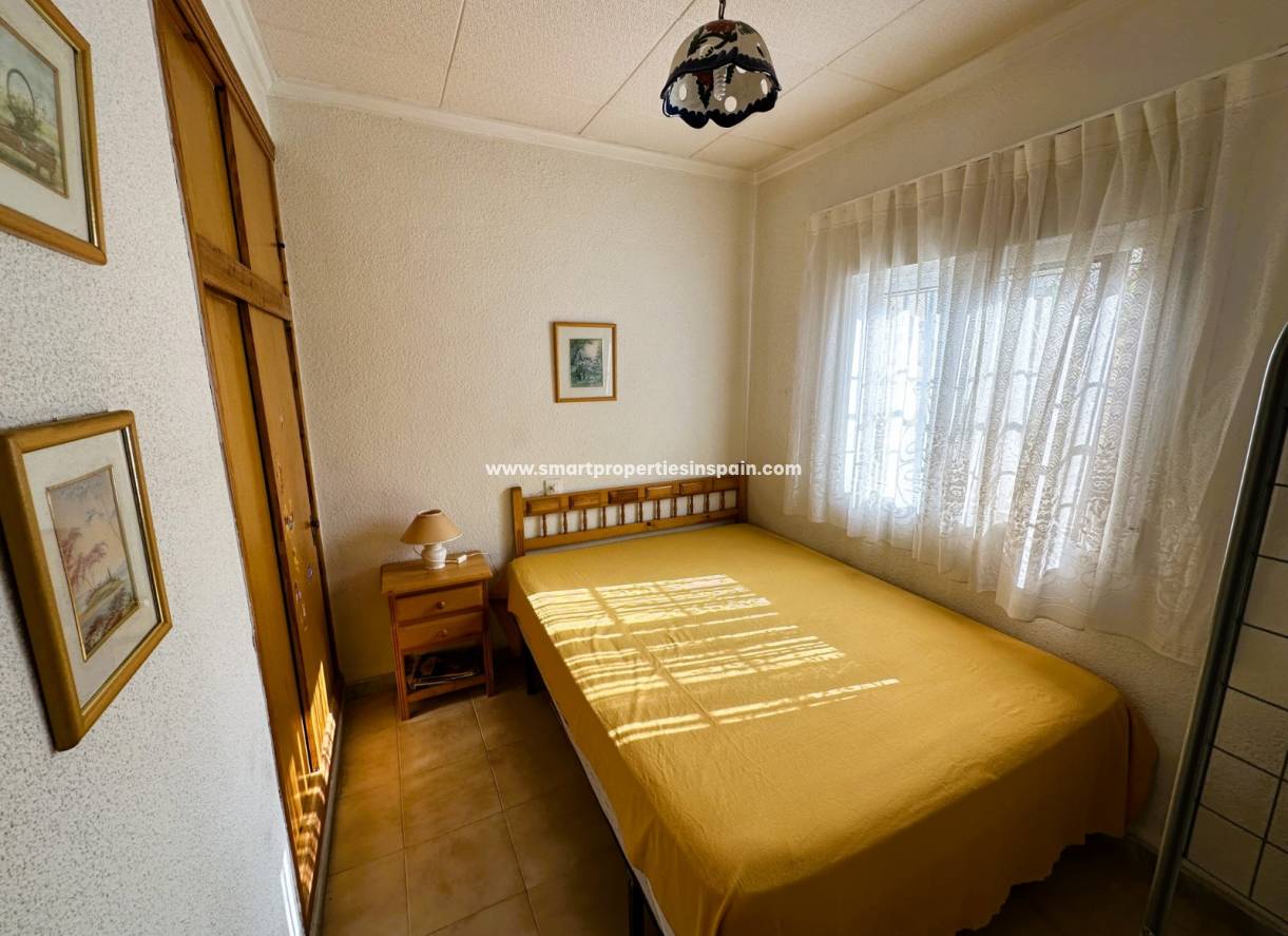 Wederverkoop - Detached Villa - La Marina - Urbanización La Marina