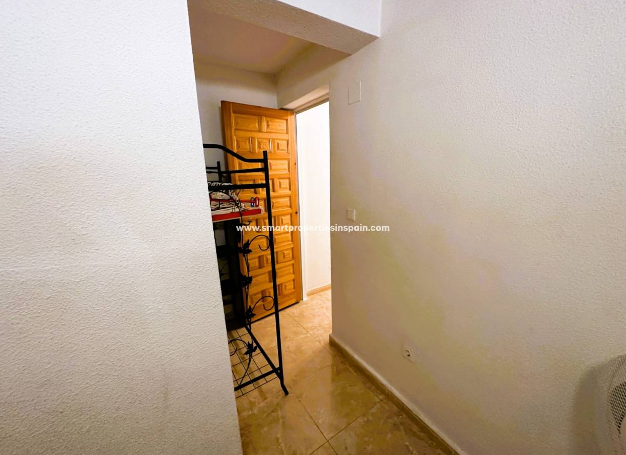 Wederverkoop - Detached Villa - La Marina - Urbanización La Marina