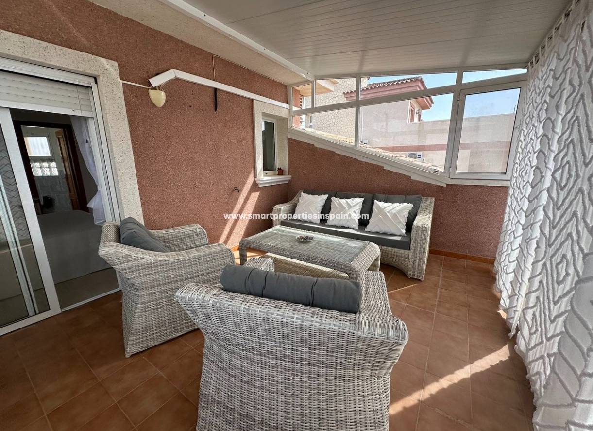 Wederverkoop - Detached Villa - La Marina - Urbanización La Marina