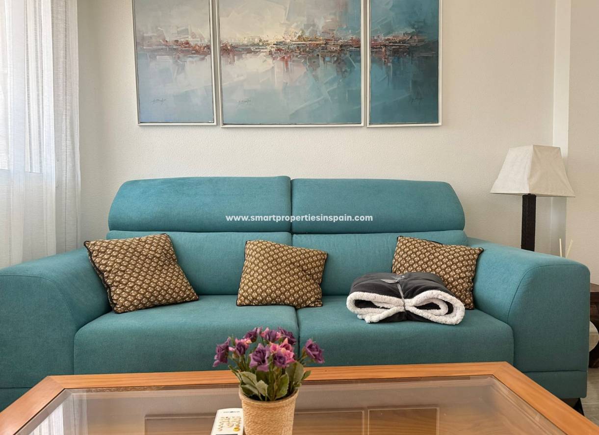 Wederverkoop - Detached Villa - La Marina - Urbanización La Marina