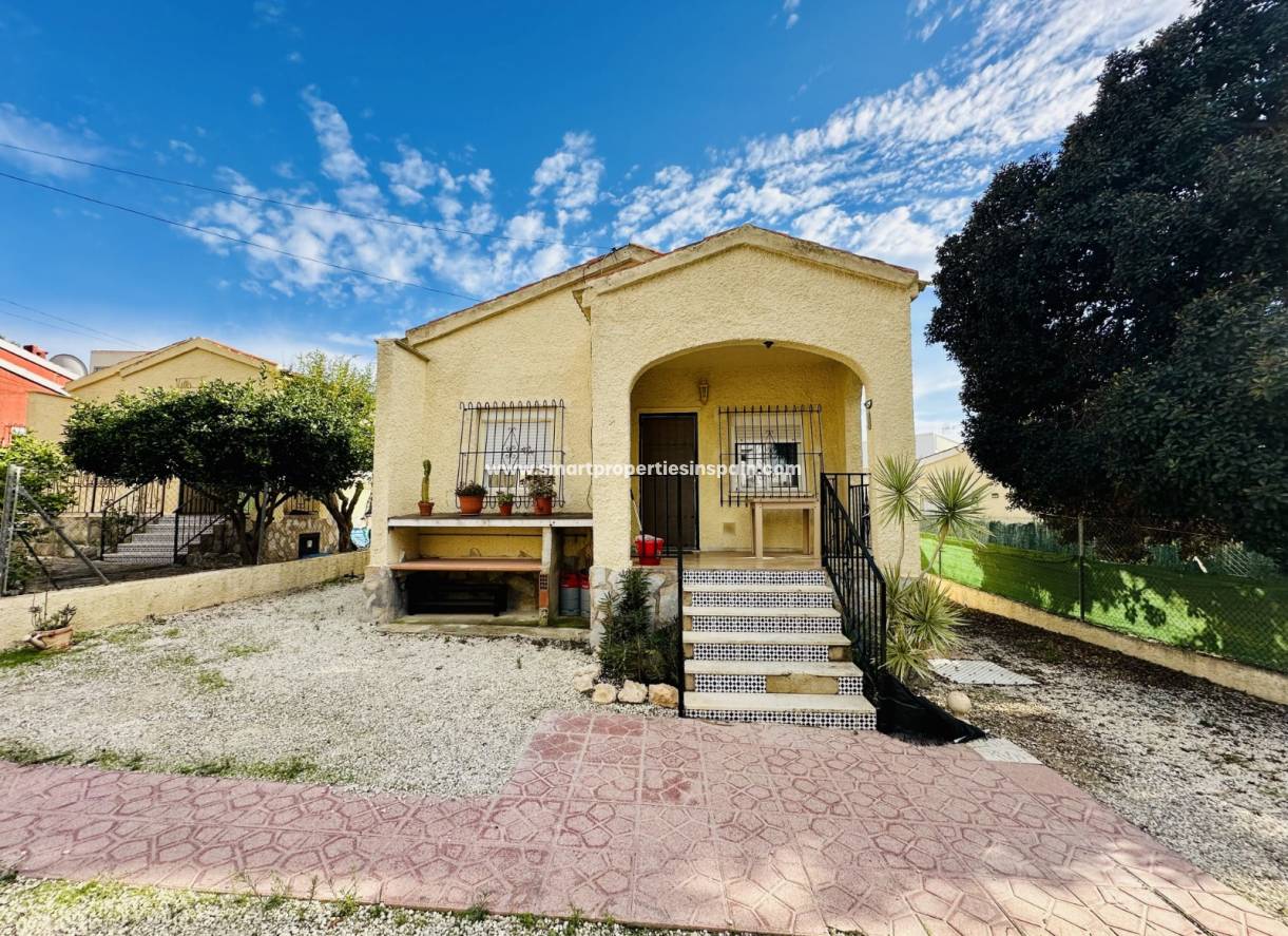 Wederverkoop - Detached Villa - La Marina - Urbanización La Marina