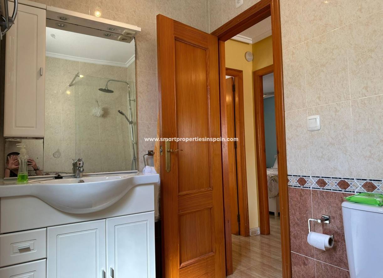 Wederverkoop - Detached Villa - La Marina - Urbanización La Marina