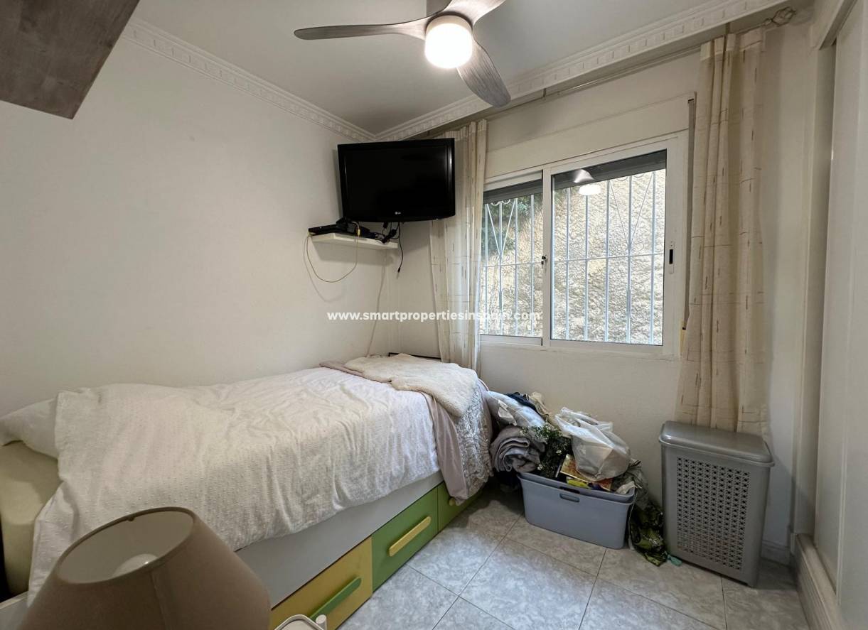 Wederverkoop - Detached Villa - La Marina - Urbanización La Marina