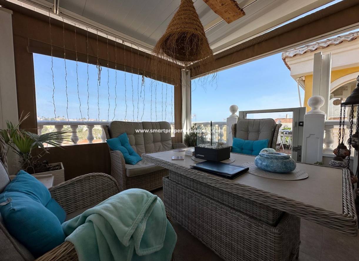 Wederverkoop - Detached Villa - La Marina - Urbanización La Marina