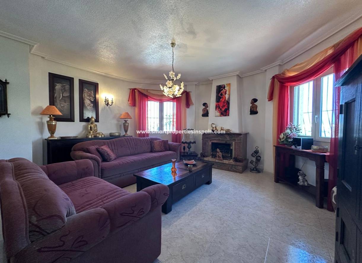 Wederverkoop - Detached Villa - La Marina - Urbanización La Marina