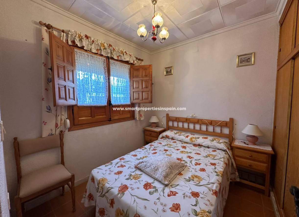 Wederverkoop - Detached Villa - La Marina - Urbanización La Marina
