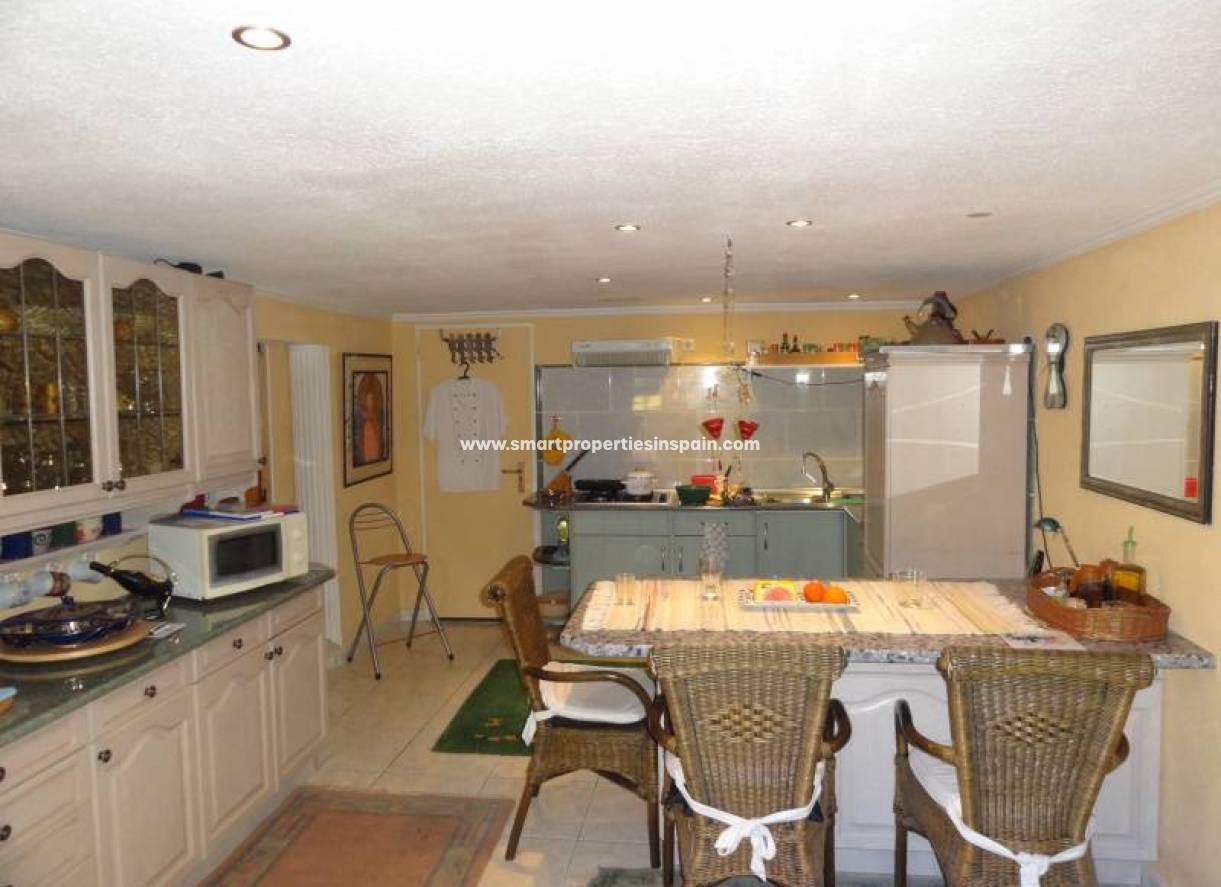 Wederverkoop - Detached Villa - La Marina - Urbanización La Marina