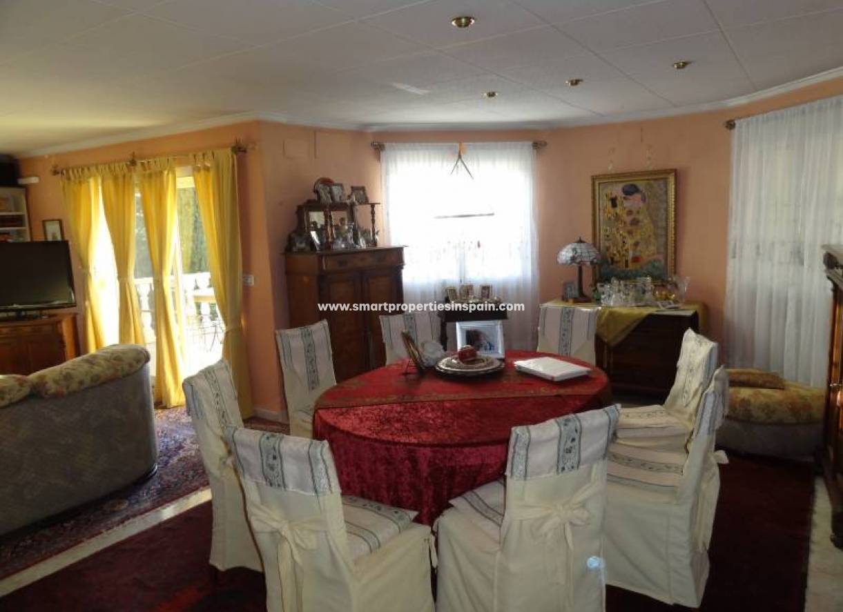 Wederverkoop - Detached Villa - La Marina - Urbanización La Marina