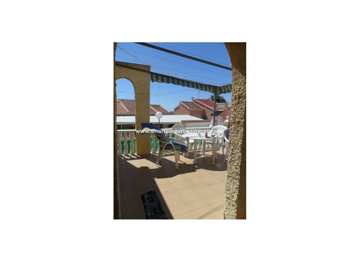 Wederverkoop - Detached Villa - La Marina - Urbanización La Marina