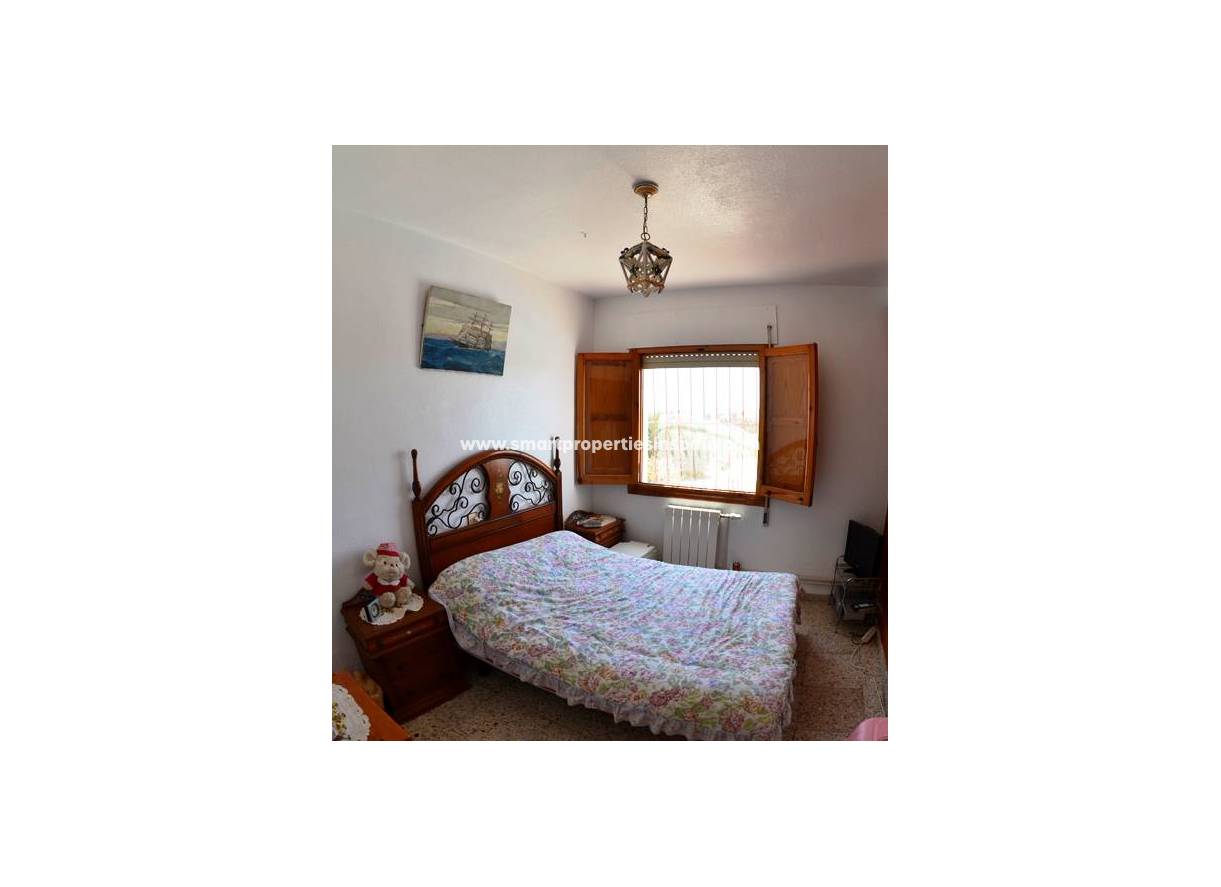 Wederverkoop - Detached Villa - La Marina - Urbanización La Marina