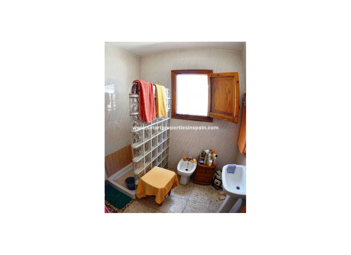 Wederverkoop - Detached Villa - La Marina - Urbanización La Marina