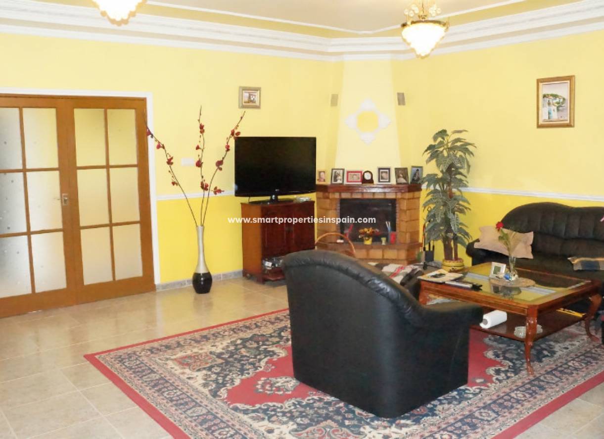 Wederverkoop - Detached Villa - La Marina - Urbanización La Marina