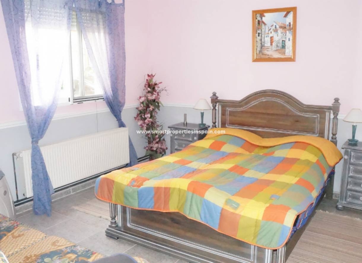 Wederverkoop - Detached Villa - La Marina - Urbanización La Marina