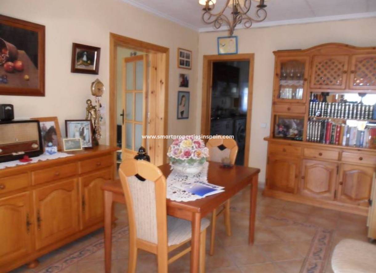 Wederverkoop - Detached Villa - La Marina - Urbanización La Marina