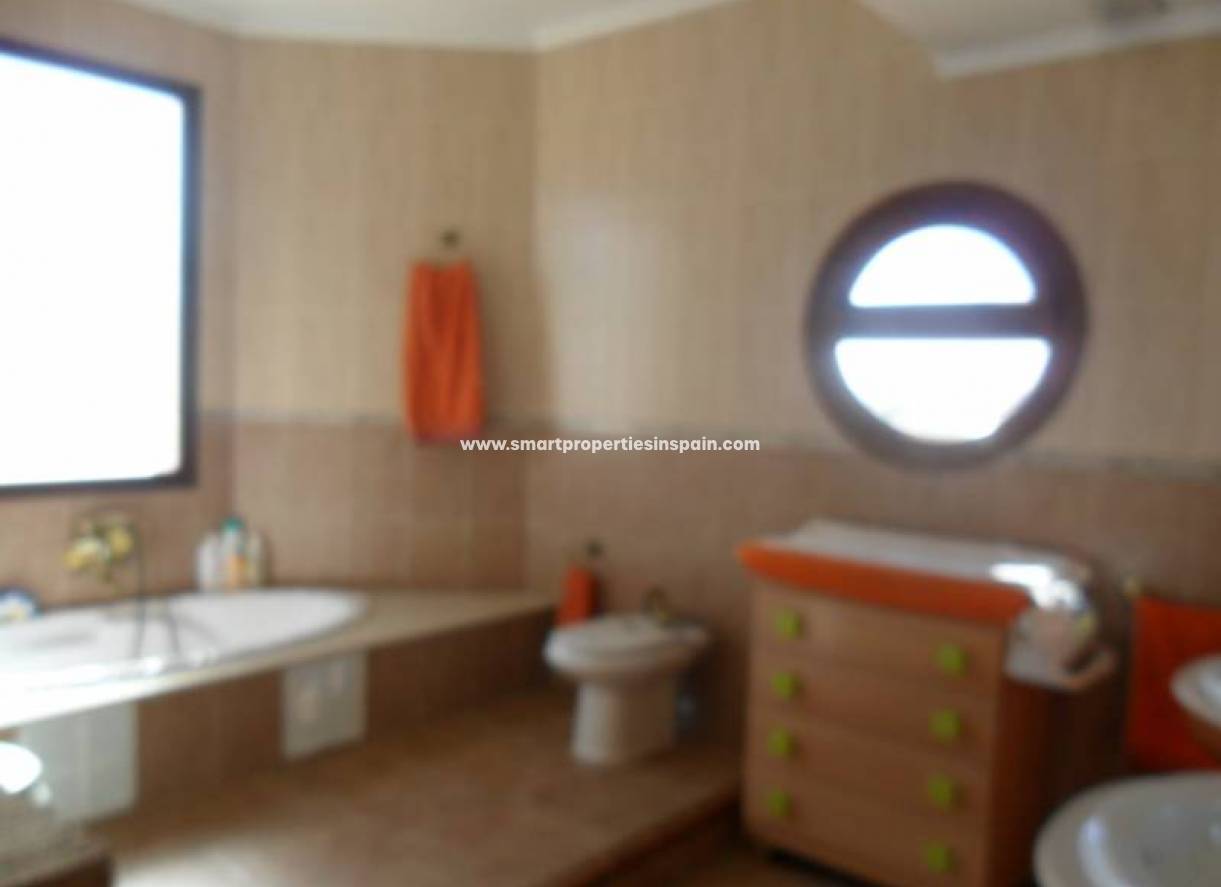 Wederverkoop - Detached Villa - La Marina - Urbanización La Marina