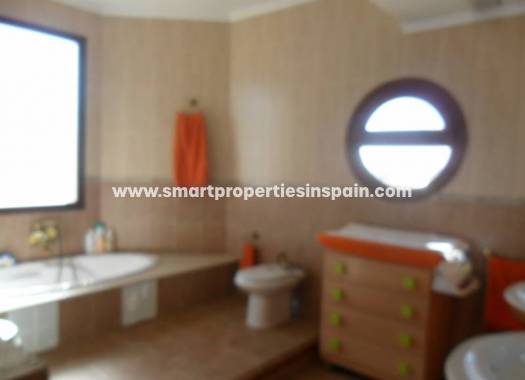 Wederverkoop - Detached Villa - La Marina - Urbanización La Marina