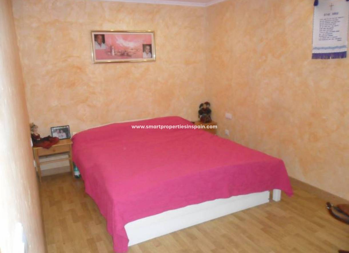 Wederverkoop - Detached Villa - La Marina - Urbanización La Marina