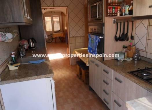 Wederverkoop - Detached Villa - La Marina - Urbanización La Marina