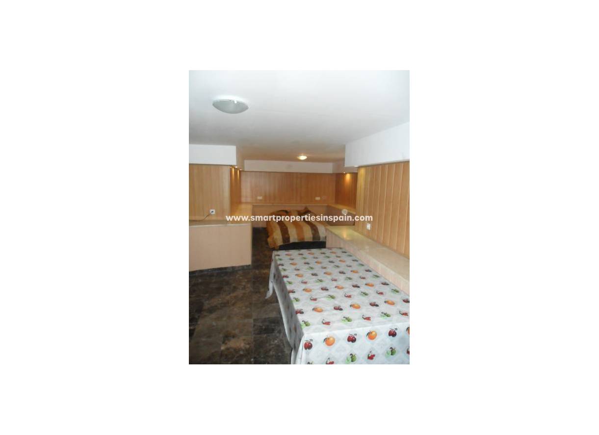 Wederverkoop - Detached Villa - La Marina - Urbanización La Marina