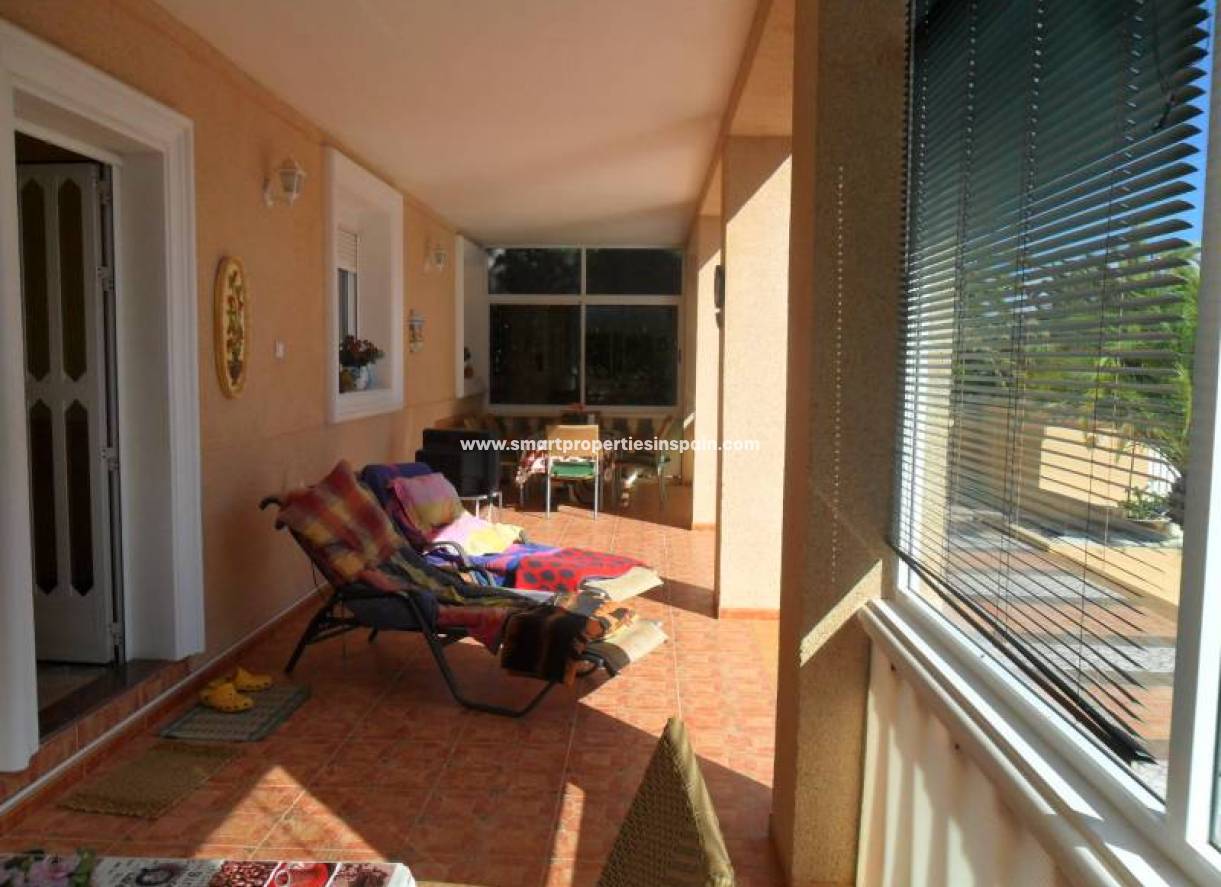 Wederverkoop - Detached Villa - La Marina - Urbanización La Marina