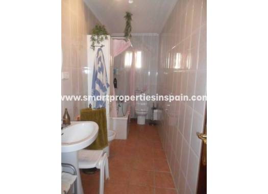 Wederverkoop - Detached Villa - La Marina - Urbanización La Marina