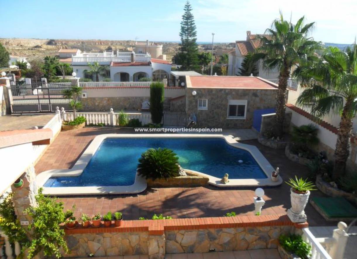 Wederverkoop - Detached Villa - La Marina - Urbanización La Marina