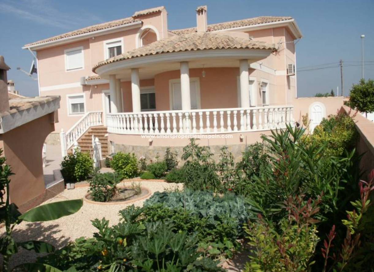 Wederverkoop - Detached Villa - La Marina - Urbanización La Marina