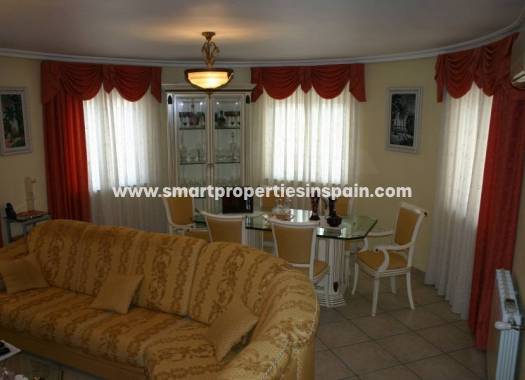 Wederverkoop - Detached Villa - La Marina - Urbanización La Marina