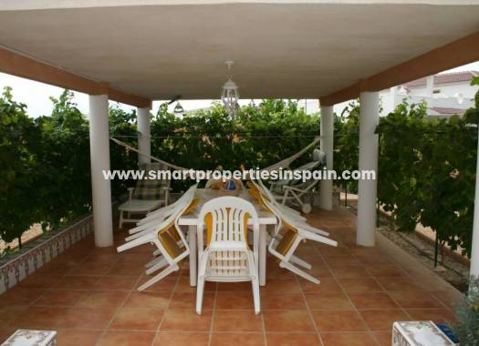 Wederverkoop - Detached Villa - La Marina - Urbanización La Marina