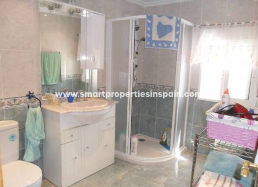 Wederverkoop - Detached Villa - La Marina - Urbanización La Marina