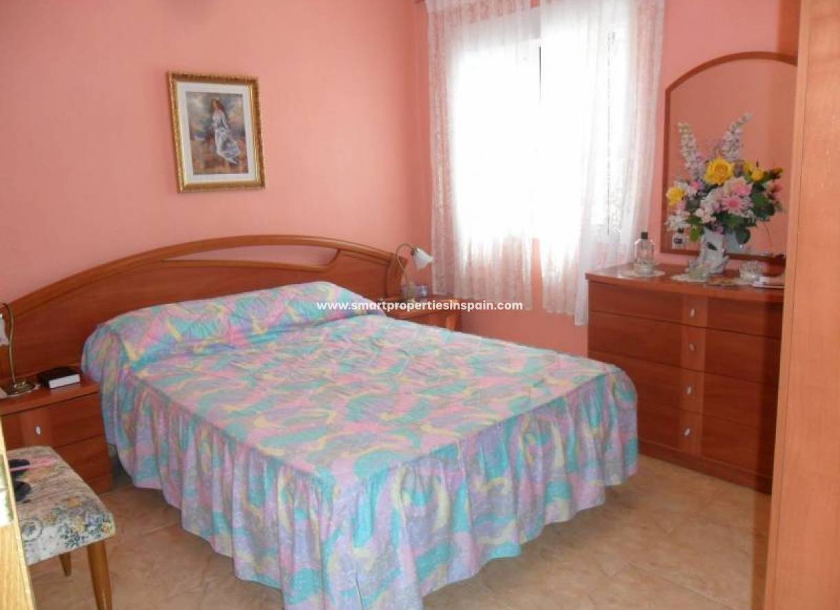 Wederverkoop - Detached Villa - La Marina - Urbanización La Marina