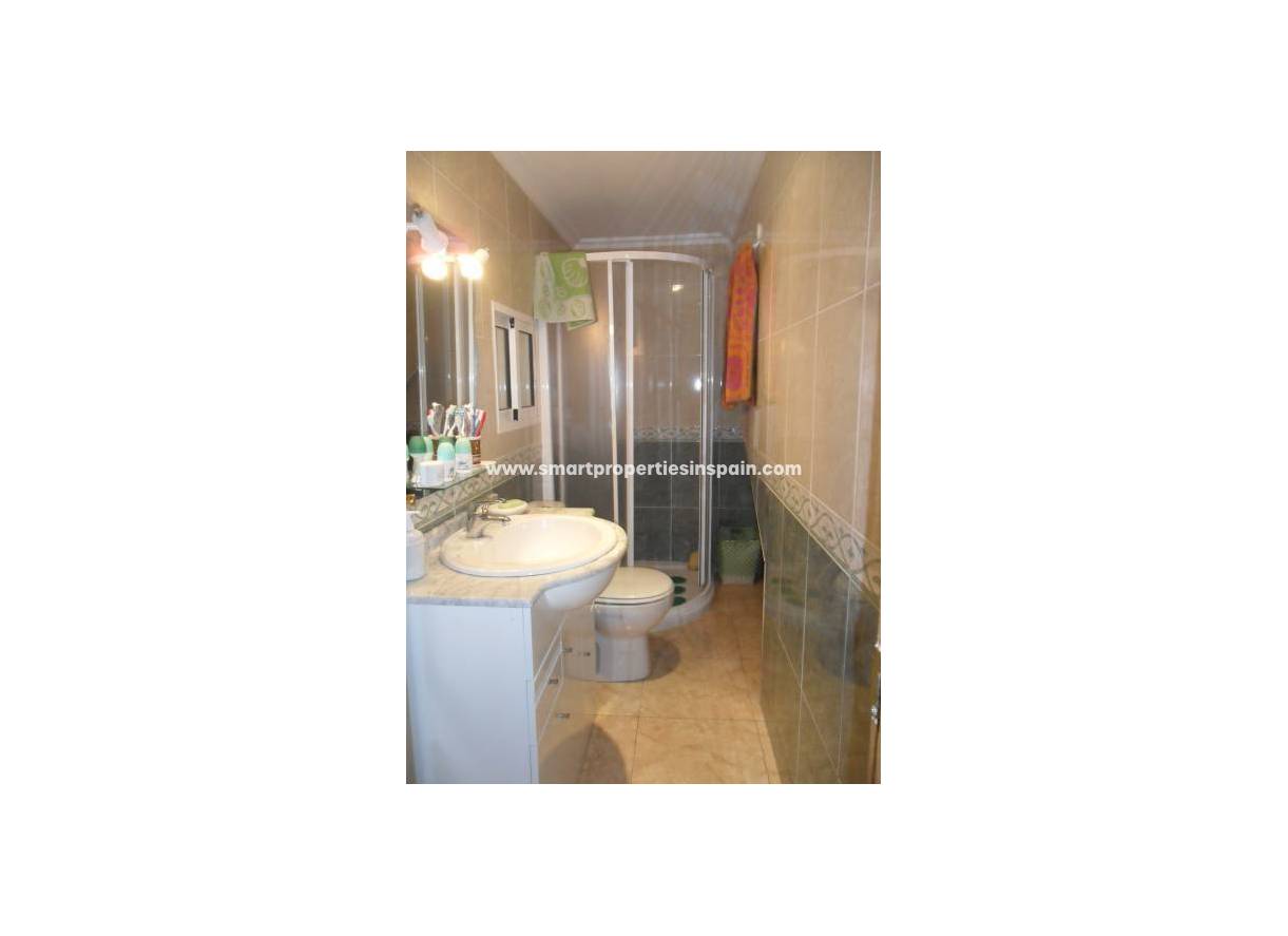 Wederverkoop - Detached Villa - La Marina - Urbanización La Marina