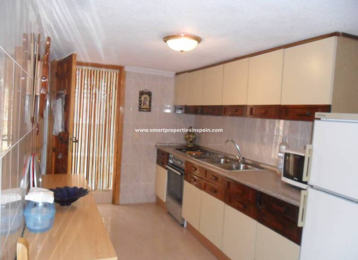 Wederverkoop - Detached Villa - La Marina - Urbanización La Marina