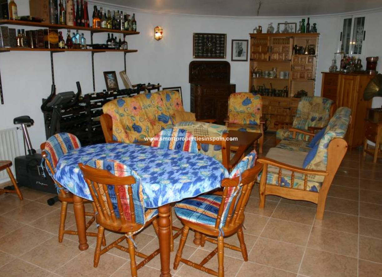 Wederverkoop - Detached Villa - La Marina - Urbanización La Marina