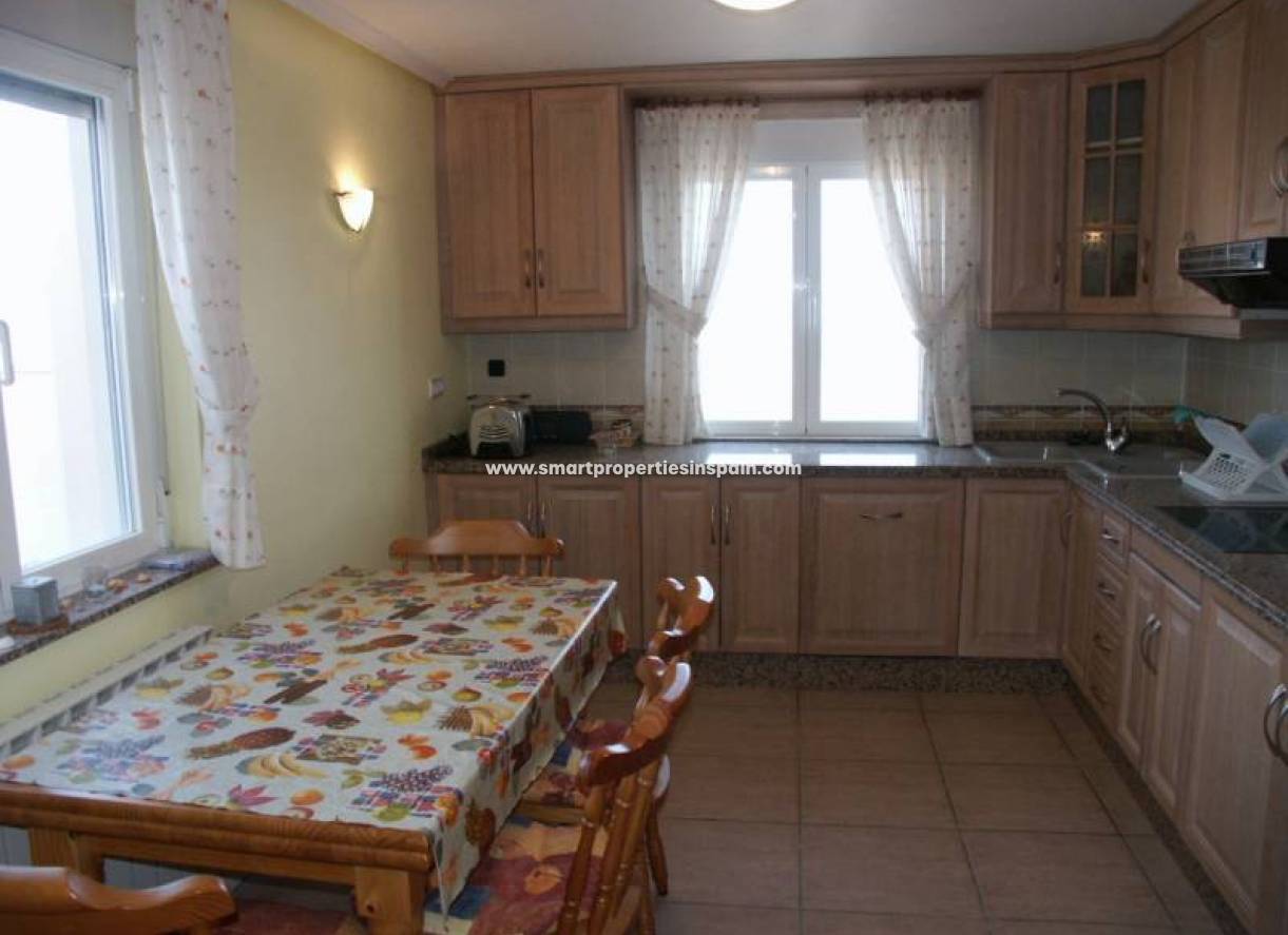Wederverkoop - Detached Villa - La Marina - Urbanización La Marina