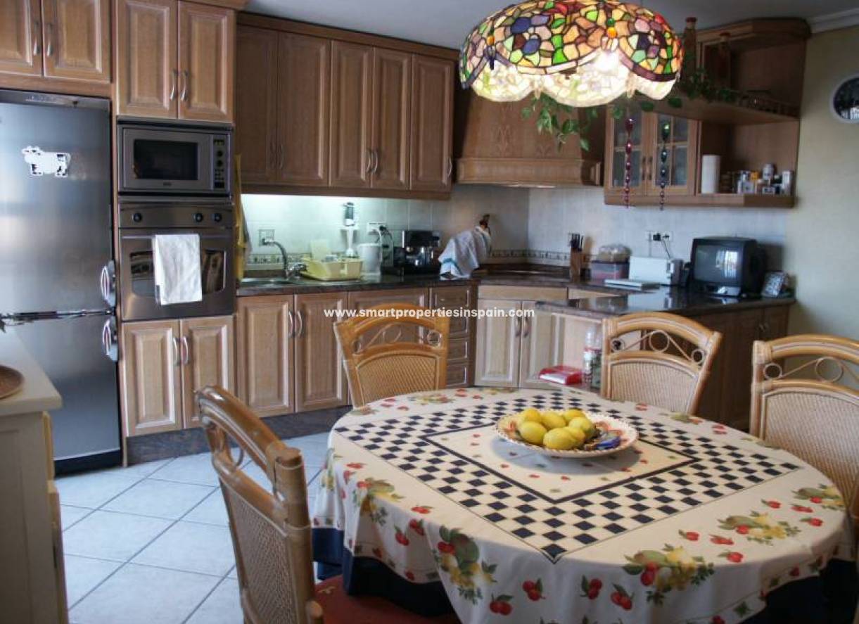 Wederverkoop - Detached Villa - La Marina - Urbanización La Marina